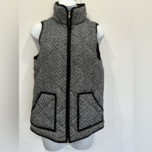 Herringbone vest with gold zipper - Picture 1 of 6